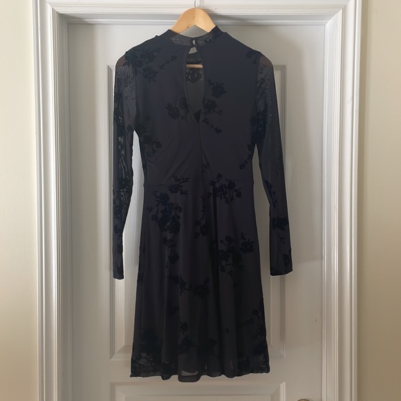 ⚡️3 DRESSES FOR $50⚡️Small ONLY navy long sleeve dress - Picture 2 of 3